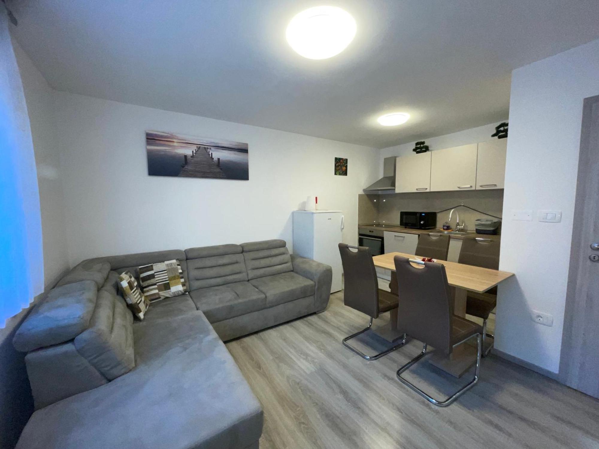 Apartma Dzana Zaga المظهر الخارجي الصورة